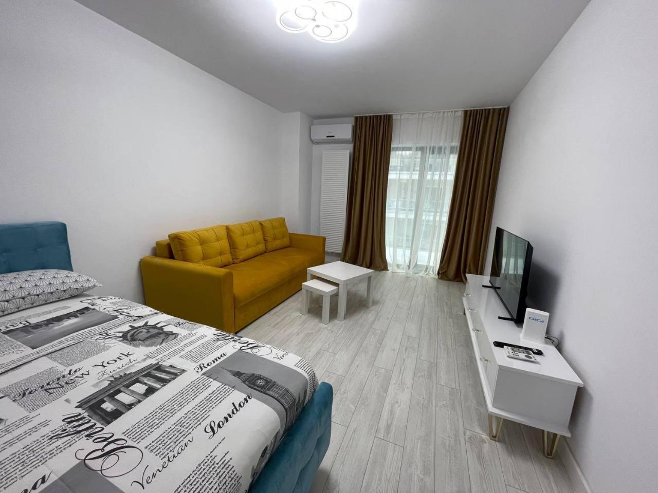Moghioros C3 * Bucarest