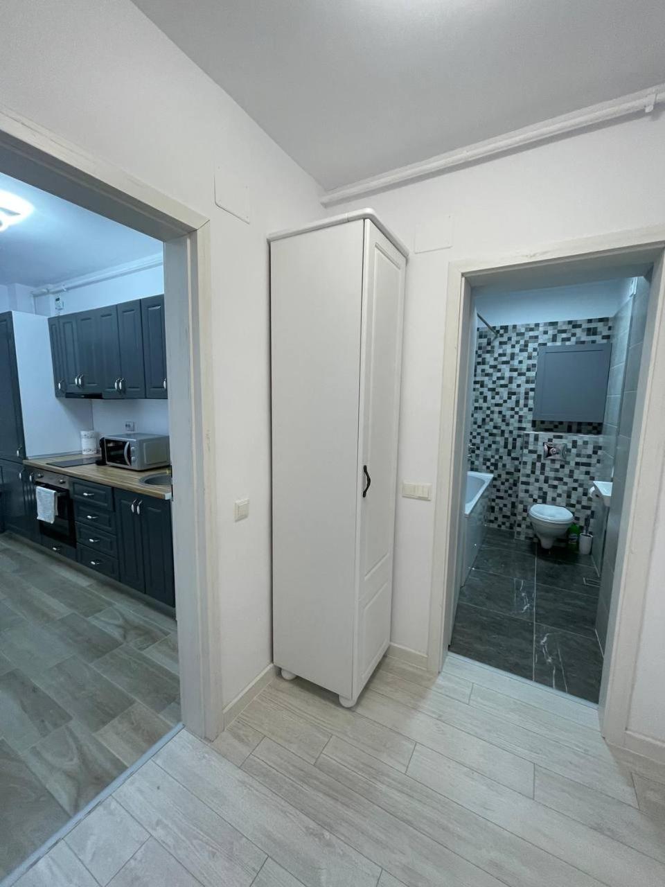 Moghioros C3 * Bucharest